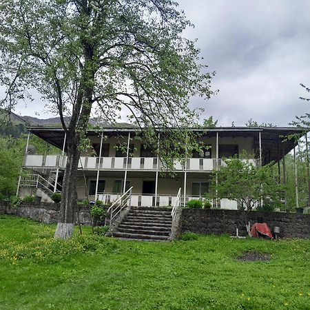 ホテル Mti House Kvesheti エクステリア 写真