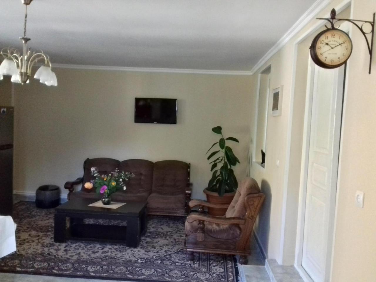 ホテル Mti House Kvesheti エクステリア 写真