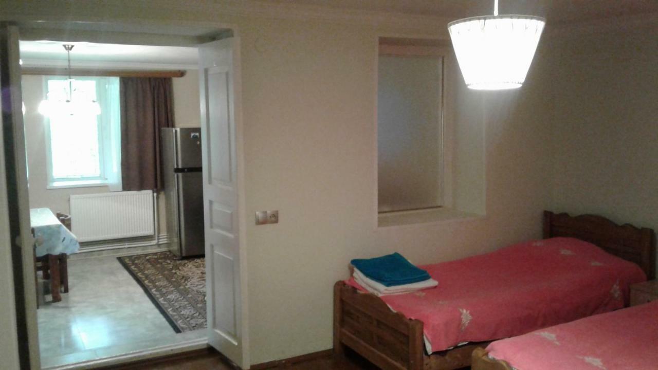 ホテル Mti House Kvesheti エクステリア 写真