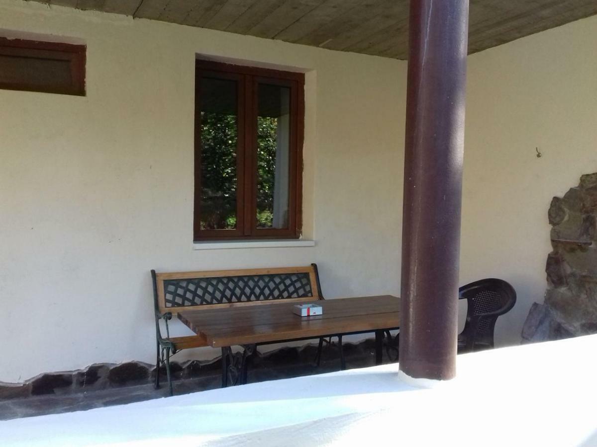 ホテル Mti House Kvesheti エクステリア 写真