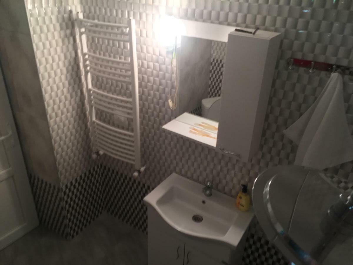 ホテル Mti House Kvesheti エクステリア 写真